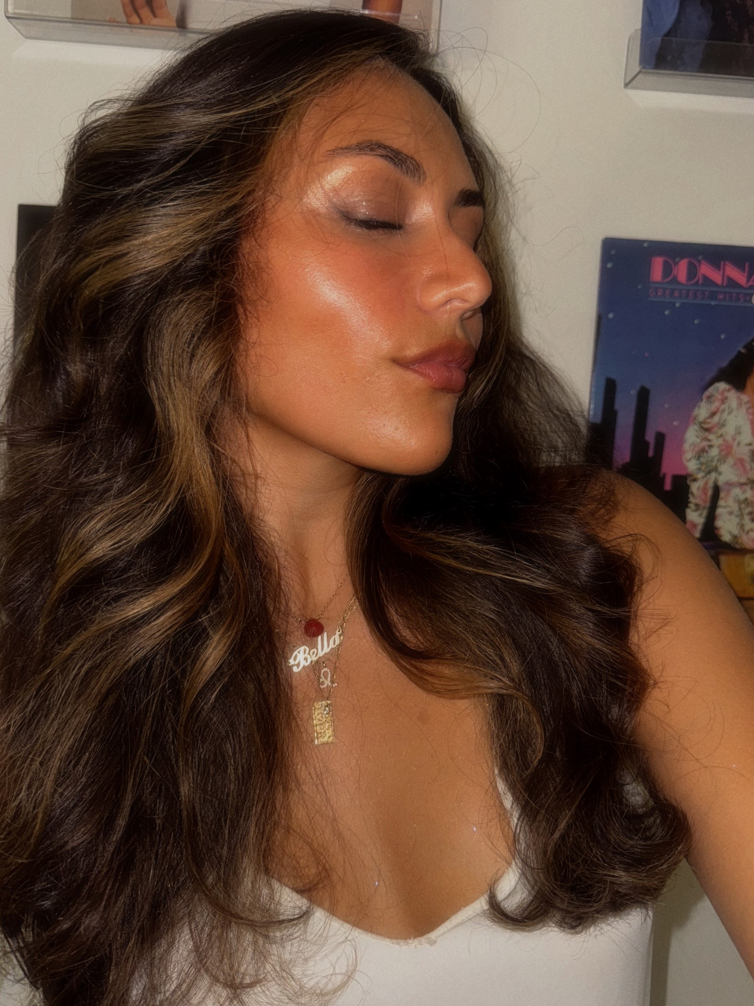 Makeup of the night 🤍✨
Jewelry stack: 
Carnelian - Etsy 
Name - a gift 
Zodiac - Amazon 
I <3 PR - diciembre29 

#LTKParties #LTKBeauty #LTKStyleTip