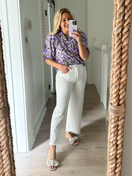 The prettiest purple and floral top. Wearing size small. Jeans are size 27. FANCY15 for 15% off  

#LTKstyletip #LTKfindsunder100 #LTKSeasonal