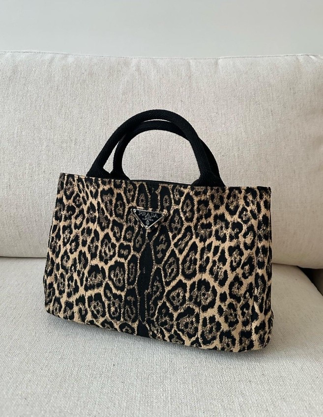 Wow wow 🤩 amazing quality it a beautiful bag !!!!

#LTKItBag #LTKBeauty #LTKGiftGuide