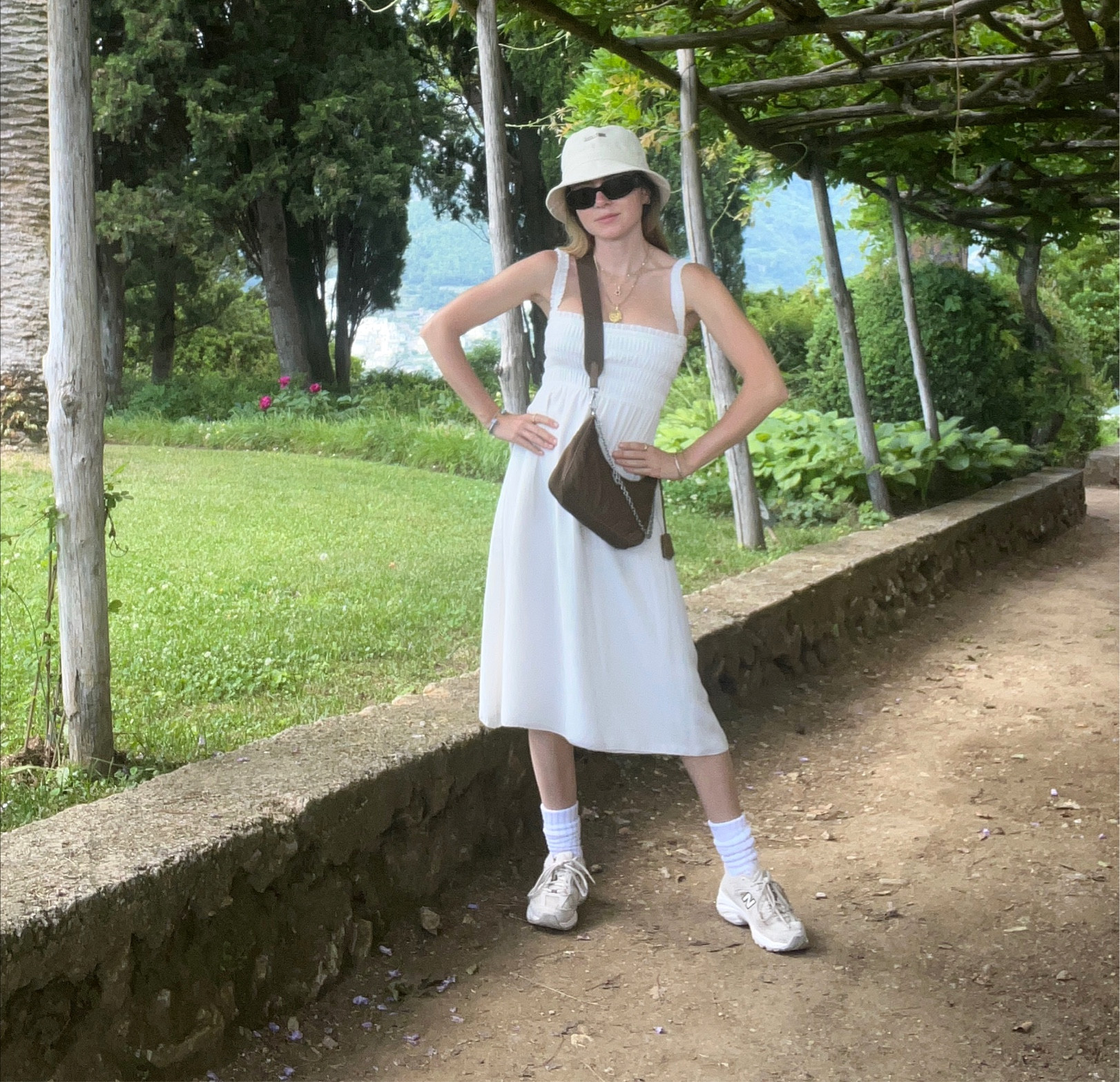 Strike a pose 😎


#LTKeurope #LTKFind #LTKSeasonal