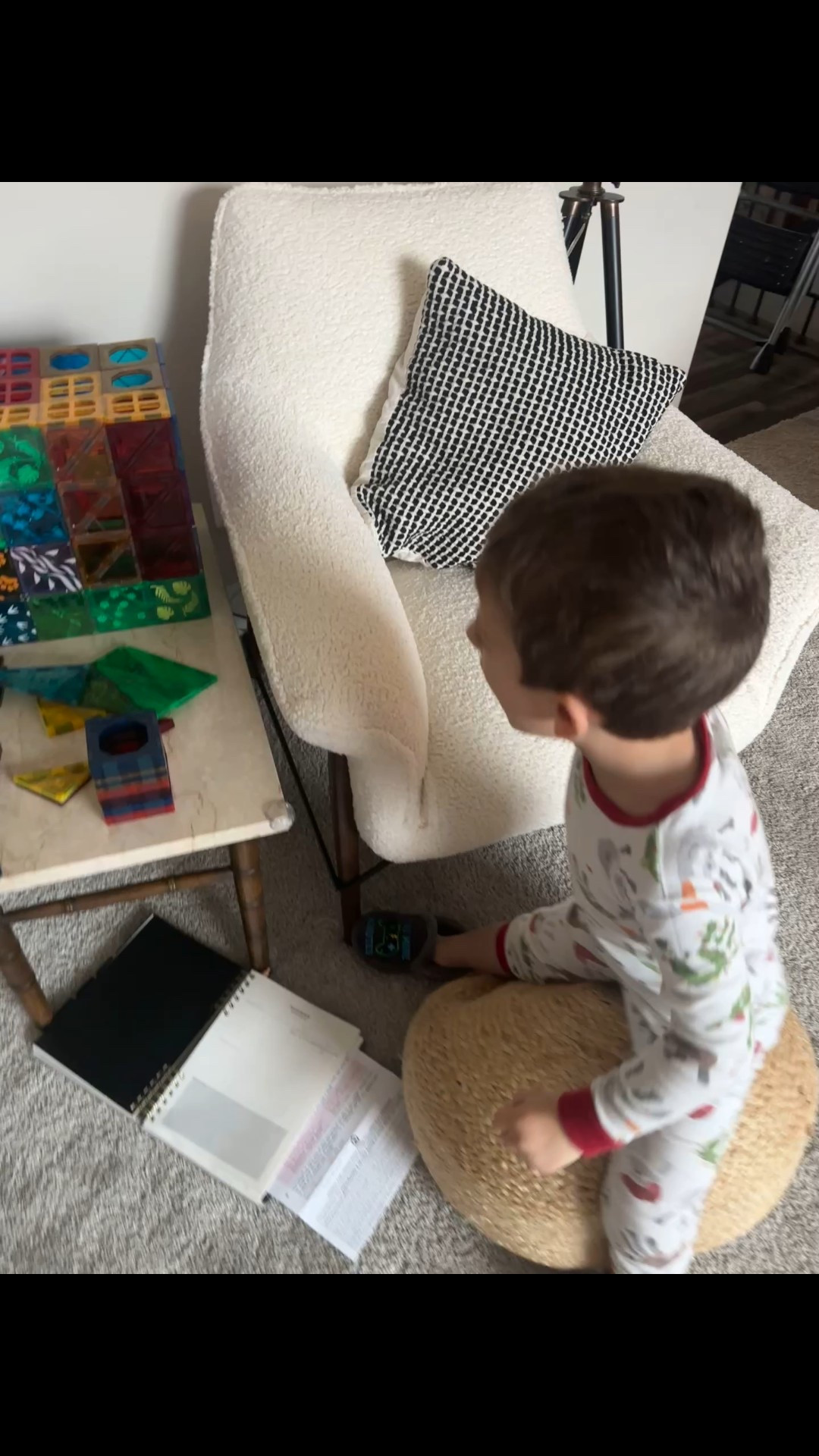 Why do you need magnets you might ask? To build the elf a jail of course! 🤣🤣

#LTKHoliday #LTKGiftGuide #LTKCyberWeek