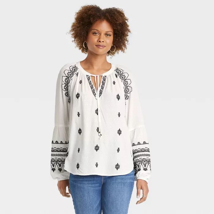 Women's Raglan Long Sleeve Embroidered Peasant Top - Knox Rose™ | Target