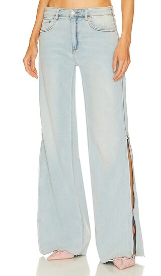 Zoya Zipper Jean in Skylight | Revolve Clothing (Global)