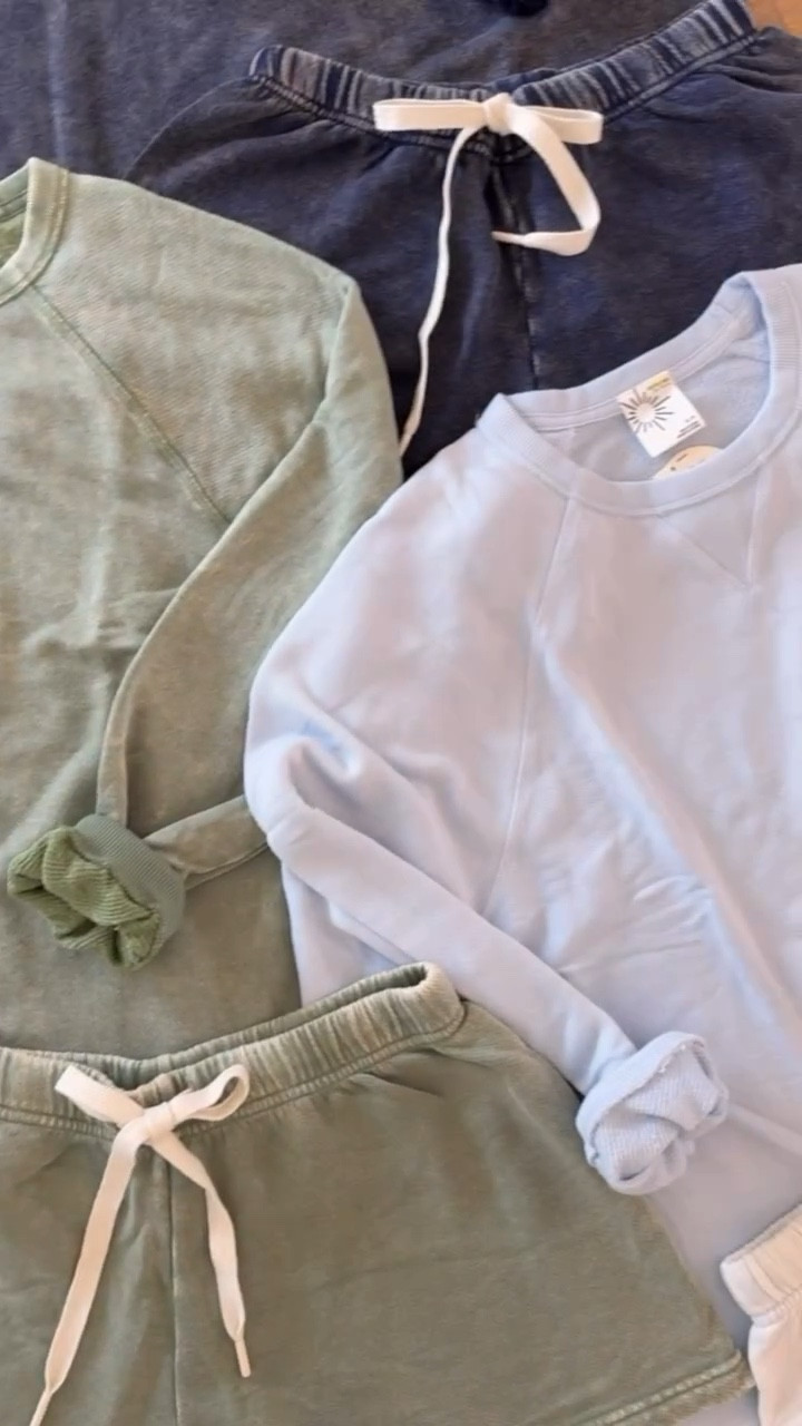 Meet our most current obsession 😍 This @Aerie  set is still on sale— + ⭐️For 48 hours you’ll get 20% off @Aerie purchases in the LTK App friends! Now is the time to stock up on your favorite-finds!

#LTKmomlife #LTKTravel #LTKxAerie