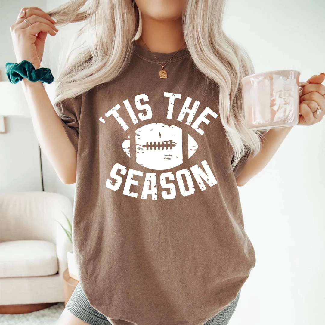 Comfort Colors® Tis the Season Football Shirt, 'tis the Season Sports T-shirt, Retro Football Mo... | Etsy (US)