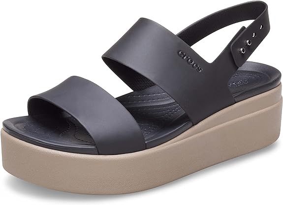 Crocs Women’s Brooklyn Low Wedges, Platform Sandals | Amazon (US)