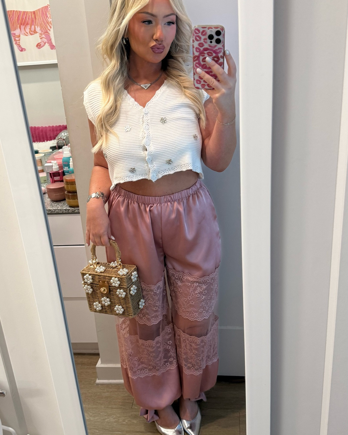 Dinner fit 🤍🥂🍝

#LTKootd #LTKgrwm #LTKMidsize