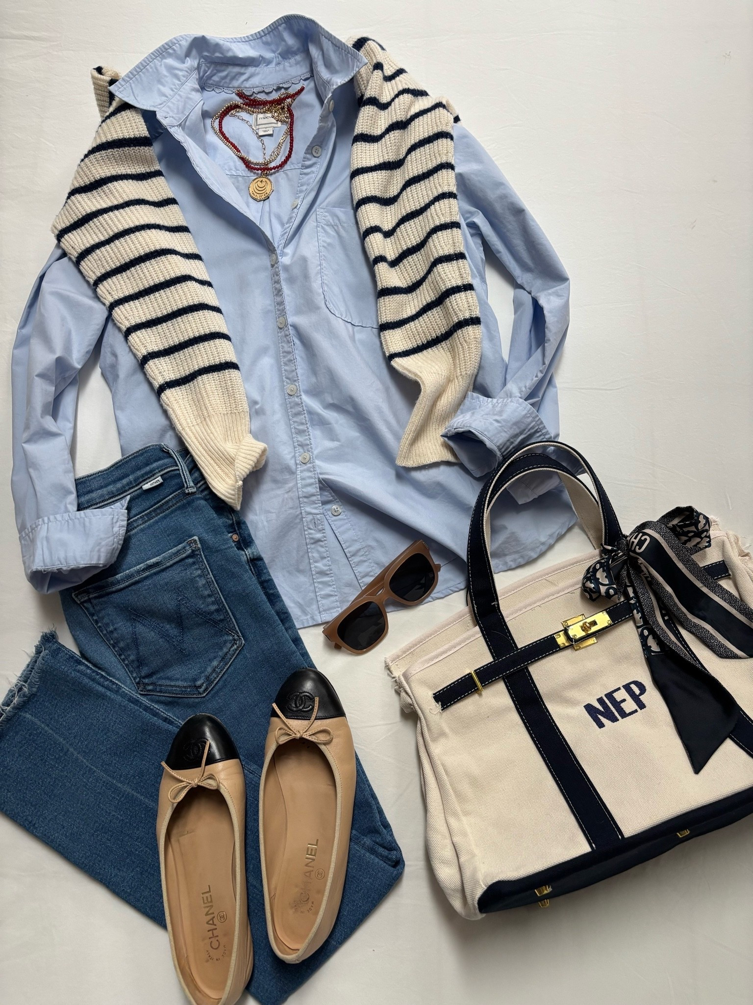 Kicking off Memorial Day weekend with classic American style! 🇺🇸