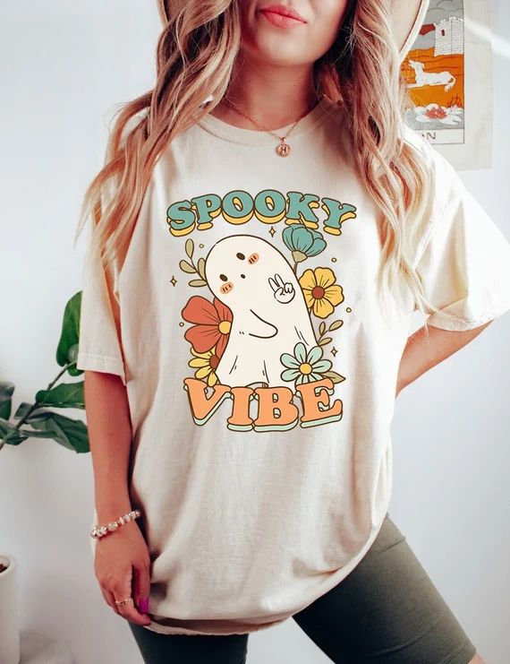 Comfort Colors® Retro Halloween T-shirt Vintage Ghost - Etsy | Etsy (US)