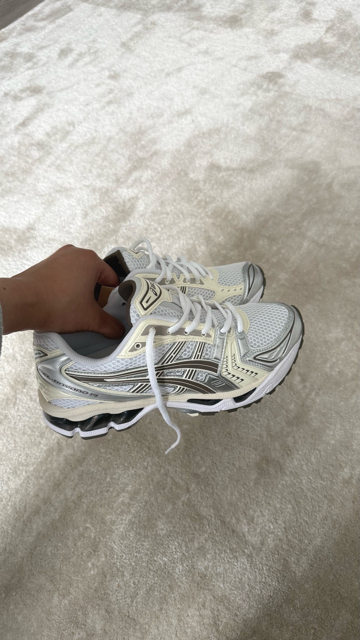 What I’ve picked up this week! 🤎👟 

Tags: Asics, Asics Gel Kayano 14, Sneakers, Trainers, Errands, Pilates, Yoga, New In

#LTKspring #LTKuk #LTKshoes