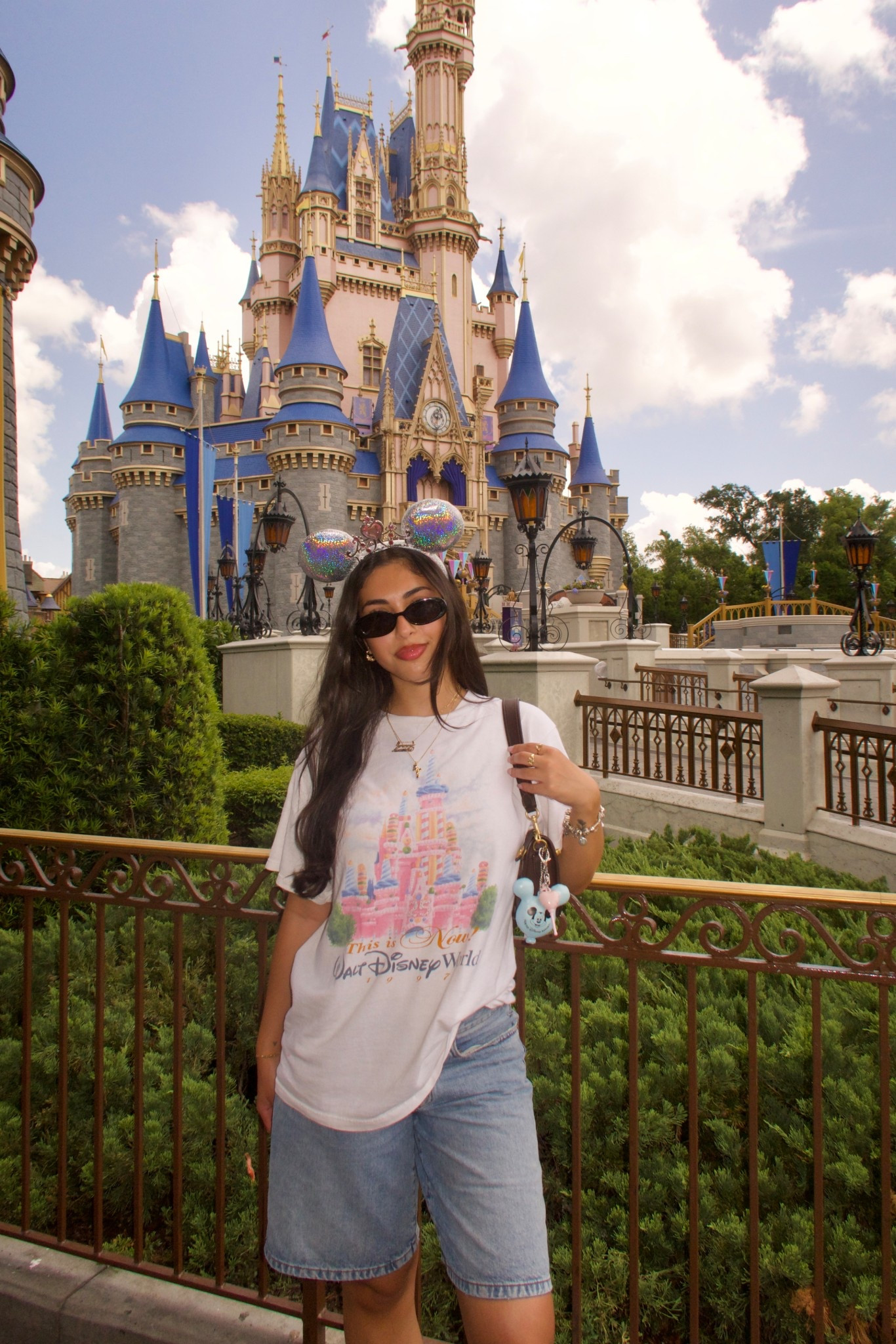 Magic kingdom outfit 🏰 top is vintage, ears are from the parks 