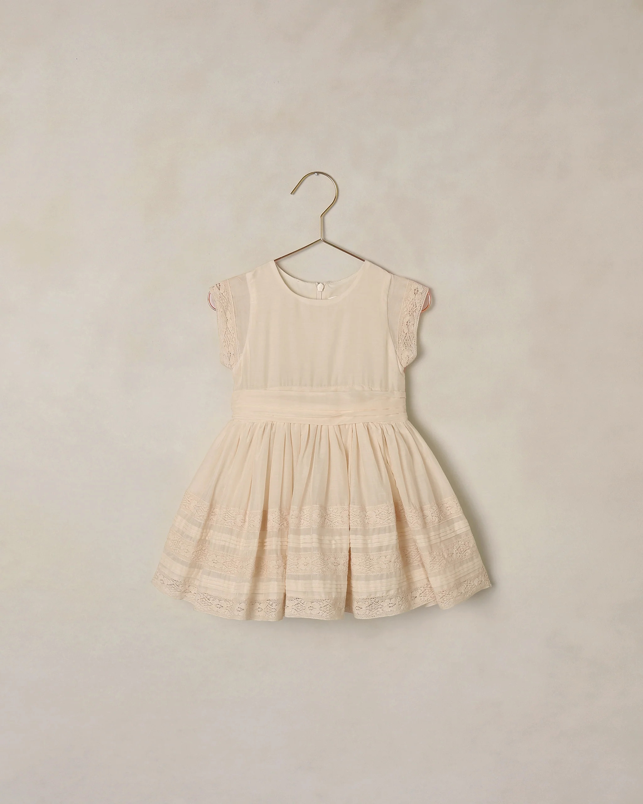 Dahlia Dress Pearl | Rylee + Cru
