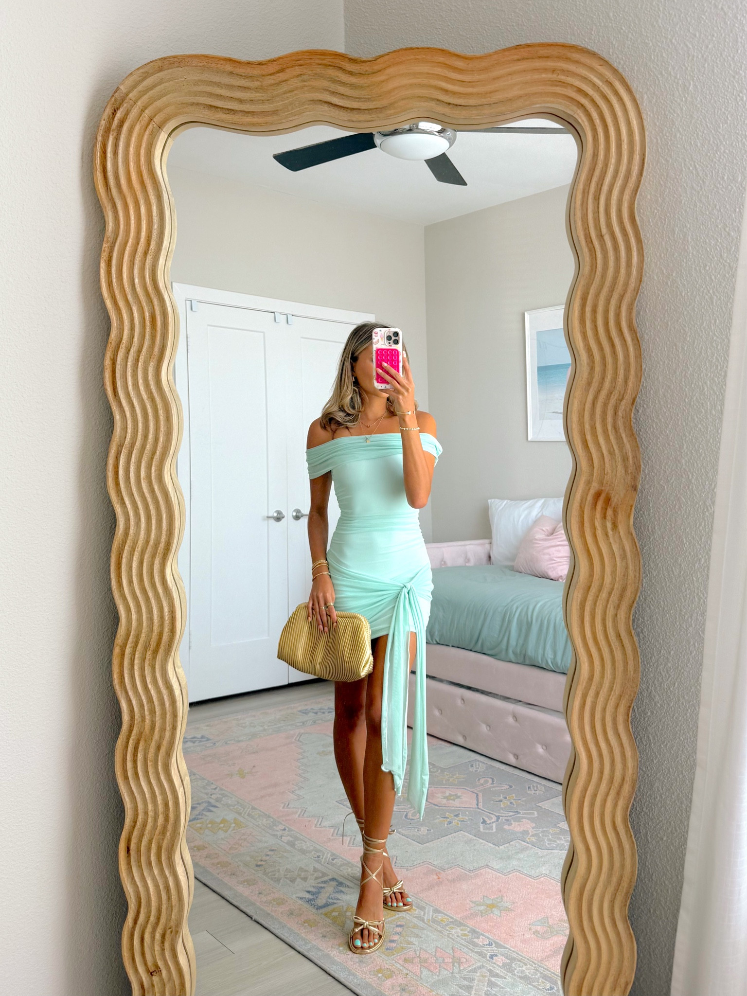 Bachelorette party outfit ideas for the “wasted away in maragrita-veil” theme 🌴🐚🥂 - mermaids & matrimony theme night - bride to bes save this for while you’re planning / to send to your group for vacation outfit ideas 