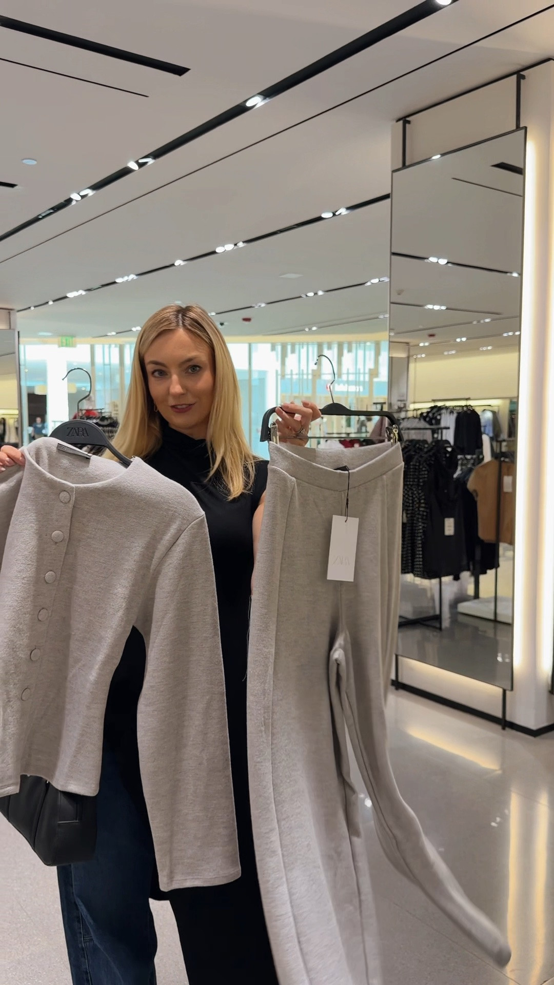 zara got me again! i went in to see what’s new for fall and found so many good pieces under $100. that colorful sweater is giving european street style, so of course i had to try it on 👀 sharing how everything fits and which pieces i’d actually take home 🤎 comment ZARA and i’ll send you the links 💌 #zarafinds #zaratryon #falloutfits #fallfashion #zarahaul @Zara fall fashion haul

#LTKootd #LTKgrwm #LTKdayinmylife