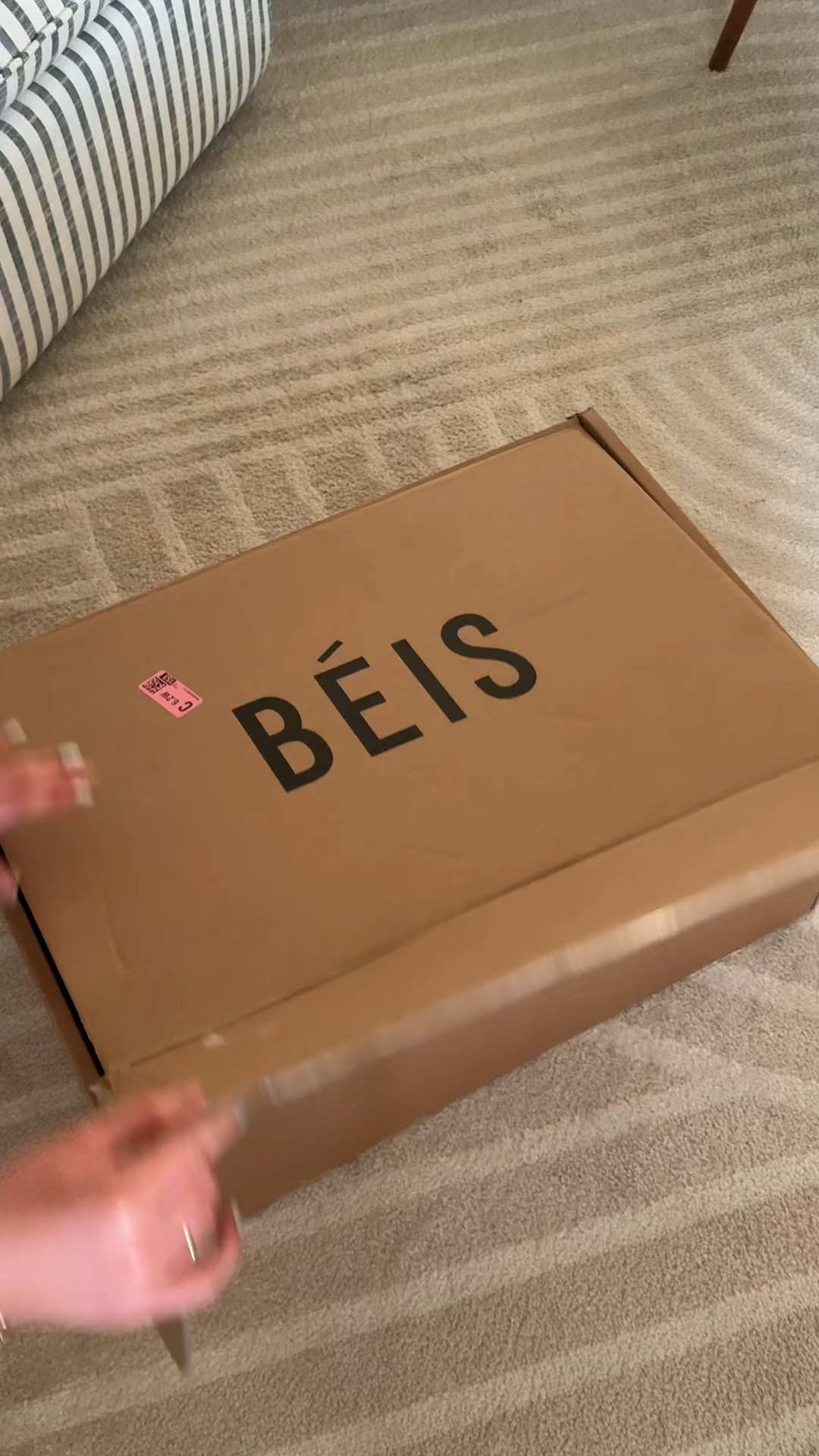 @beistravel  CARRY ON UNBOXING!!! 
this carry on is SO roomy and i love all the compartments! this is the perfect luggage for the girl who loves to stay organized! 
i’m so excited to bring this on my trips this summer!

#LTKTravel
