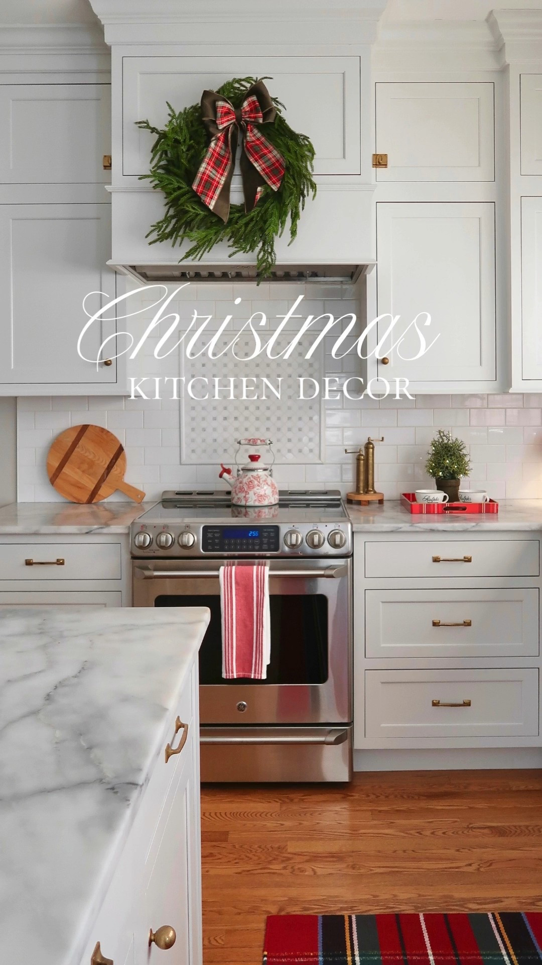 Traditional Christmas decor in my classic white kitchen 

 

#LTKHoliday #LTKSeasonal #LTKHome