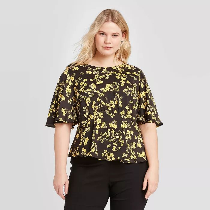 Women's Plus Size Floral Print Short Sleeve Blouse - Who What Wear™ | Target