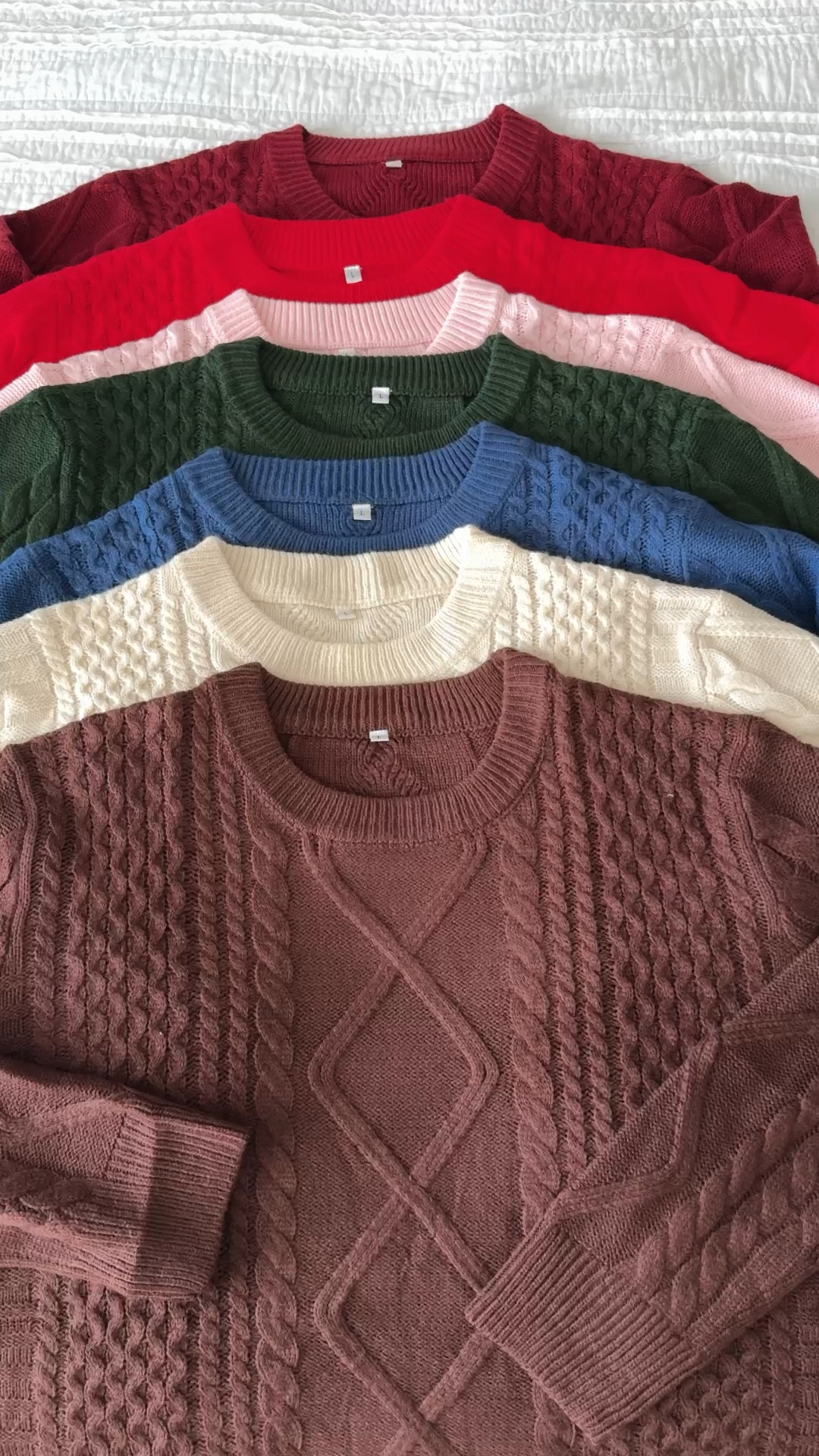 This cable knit is actually viral for a reason and now I own it a bunch of colors 😭🧶

The cozy cable knit sweater of my dreams.

Tell me your favorite color below (be honest!!)

Comment SHOP and I’ll DM you the links instantly ♡

#CableKnitSweater #WinterWardrobe #CozySeason #SweaterWeather

#LTKgrwm #LTKootd #LTKHoliday