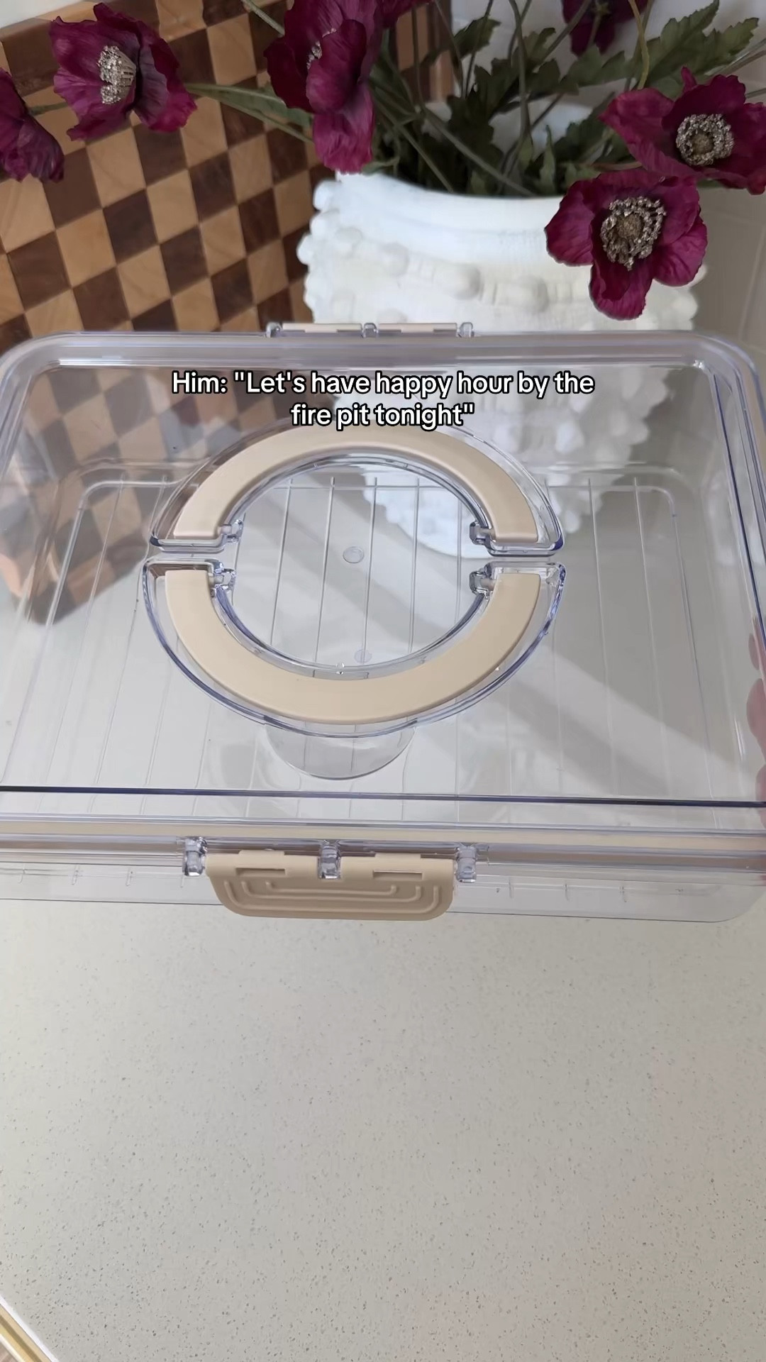 Love this Walmart snack box! Perfect for hosting, kids, or a date night! 