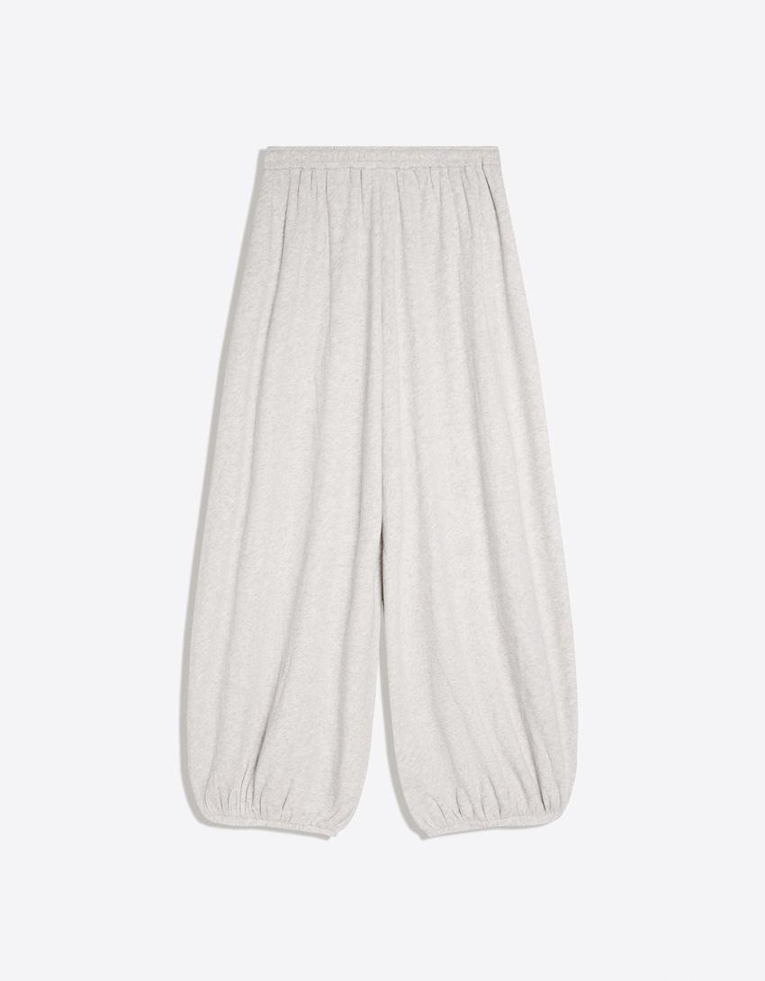 Balloon fit plush trousers - BERSHKA LOVERS - Women | Bershka UK