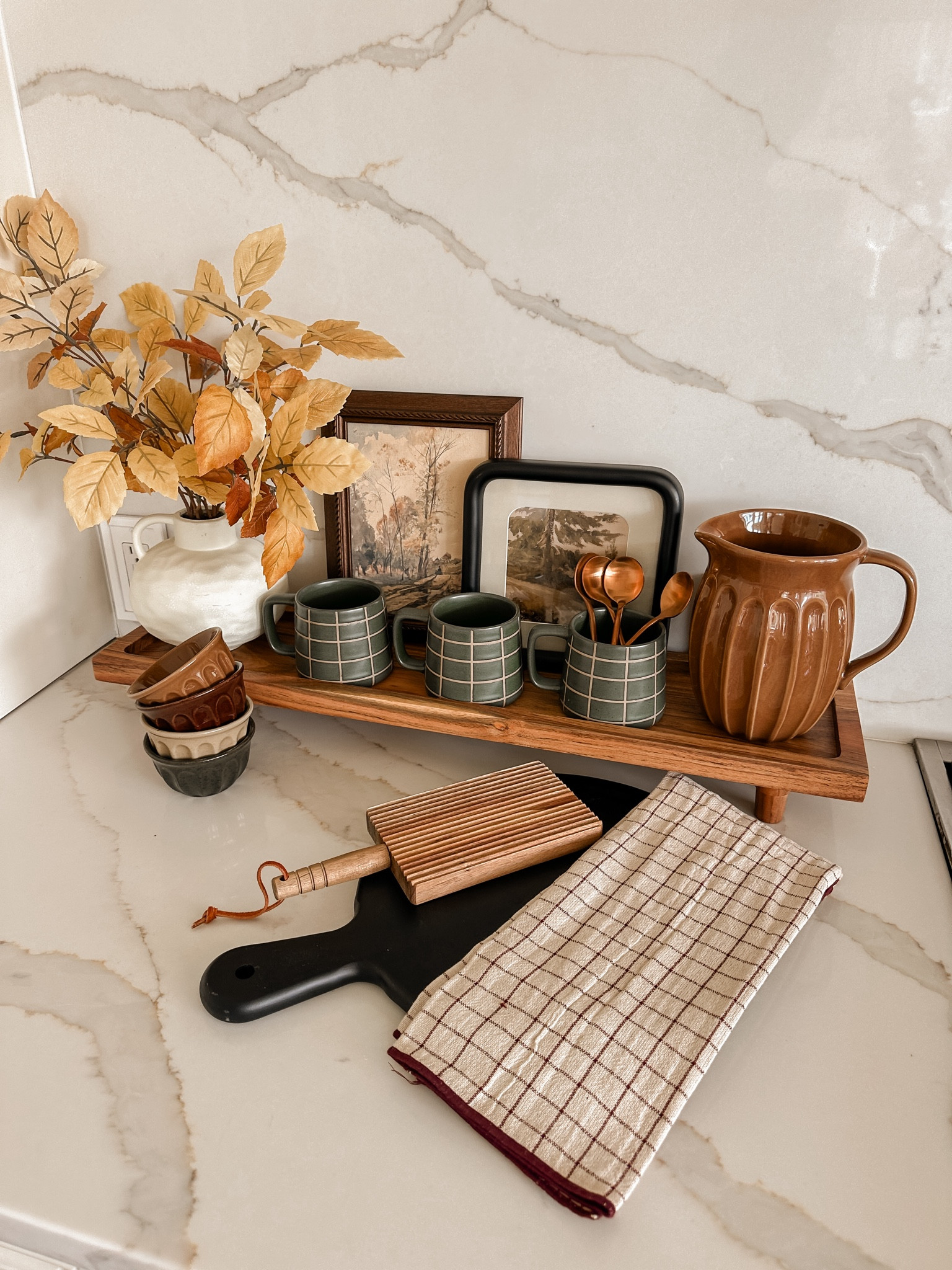 Easy little fall inspired coffee bar decor idea where your kitchen! Everything here is from target. 🍂🍂🍂

Follow Sarah Joy on Instagram for more  home decor ideas.


#LTKHome #LTKSeasonal #LTKBacktoSchool