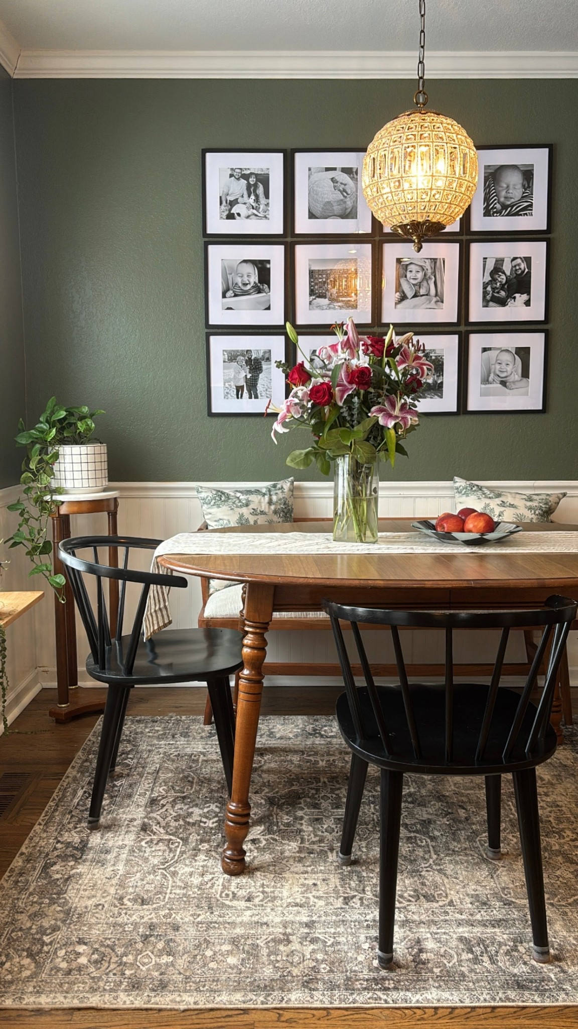 Breakfast nook 🌸

#LTKFamily #LTKHome #LTKSaleAlert