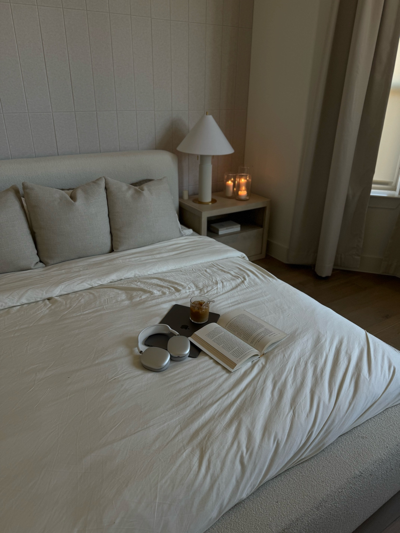 Bedroom decor - beige home - neutral room 

#LTKfindsunder100 #LTKhome #LTKfindsunder50