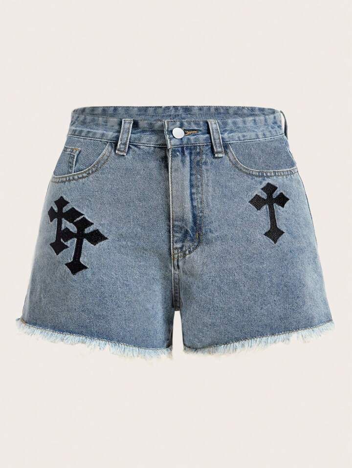 ROMWE Grunge Punk Women's Plus Size Criss-Cross Embellished Frayed Denim Shorts, School | SHEIN