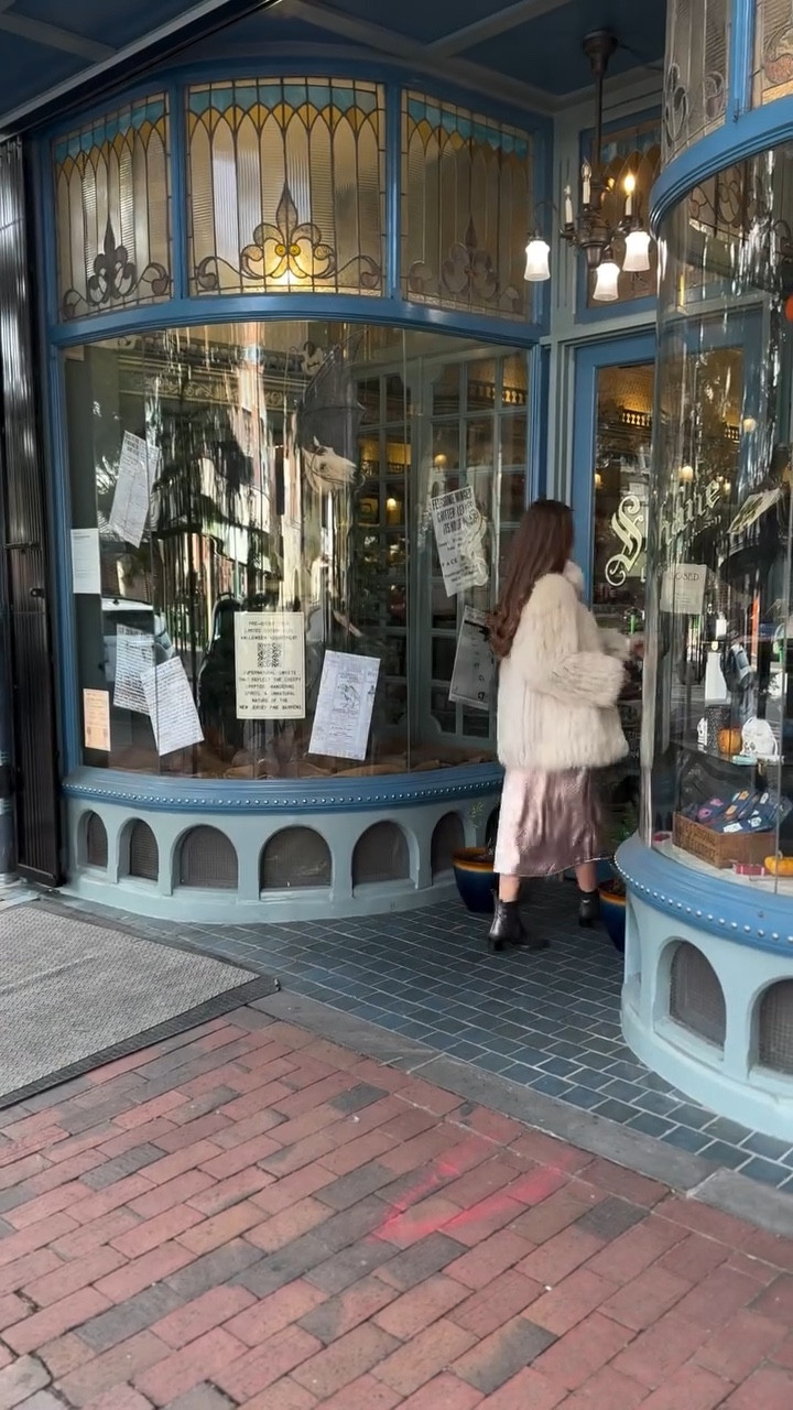 Come with me #bts for a #diml as a model on set for @claraandfritztallowshop ✨

We had the privilege of modeling for Clara + Fritz’s holiday campaign this year in Old City, Philadelphia at @shaneconfectionery 

Enjoy 15% off any Clara + Fritz order with our code LUCIDLADYBUG ✨

Personally I’ve been loving the oil cleanser, hydrosol spray, clear complexion/counterpane duo + the rose fragrance balm 🥰

#affiliate #model #modeling #lifestylemodel #vintagestyle #oldcity #oldcityphiladelphia #philadelphia #shopsmall

#LTKHoliday #LTKSeasonal #LTKGiftGuide