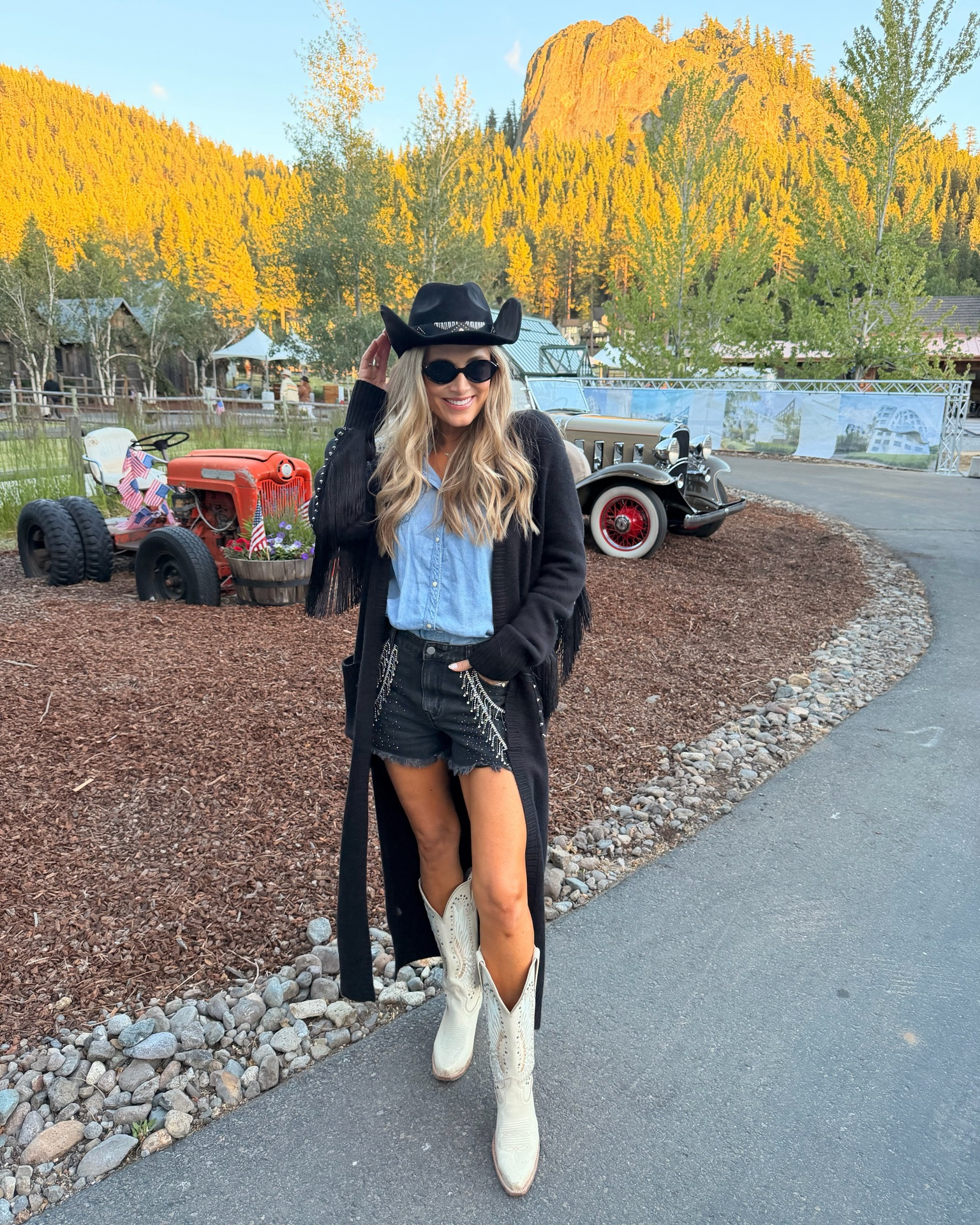 Country concert outfit
Rodeo outfit

#LTKdayinmylife #LTKootd #LTKOver40