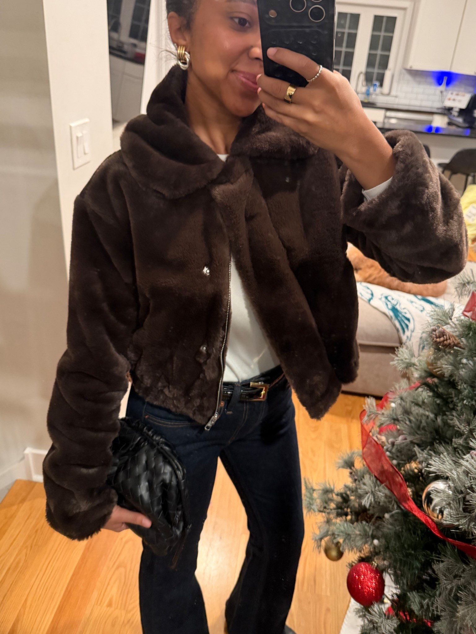 Fluffy jacket, faux fur jacket, patent leather belt, dark rinse jean, woven bag

#LTKFindsUnder100 #LTKFindsUnder50 #LTKSaleAlert