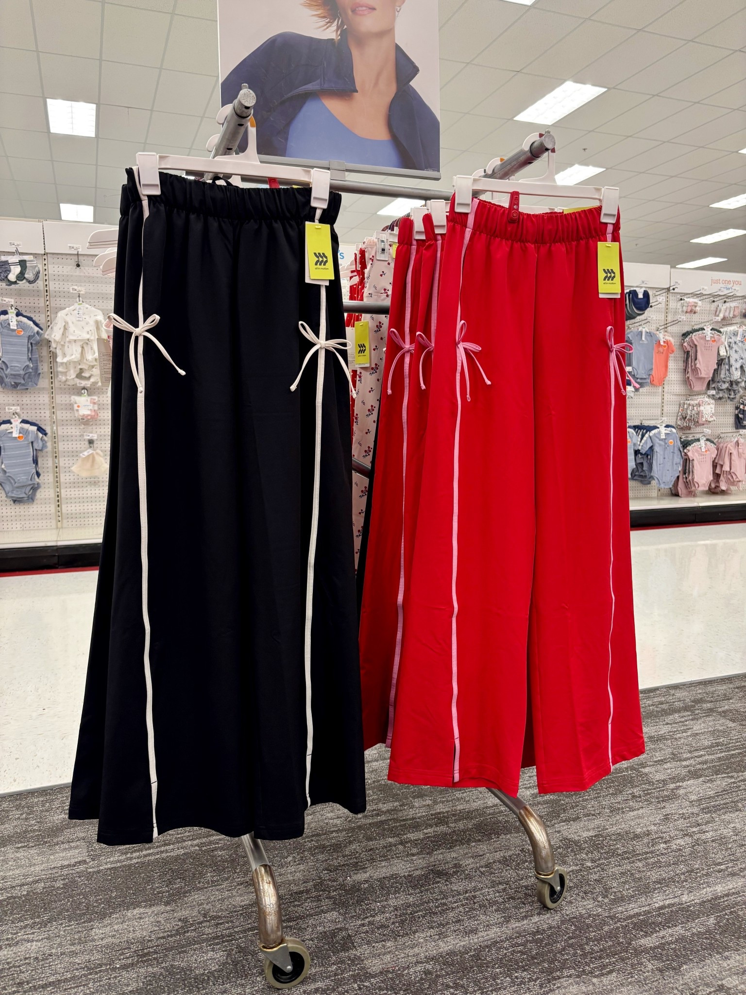 Love these wide leg pants with the cutest bow details 🫶🏻

#LTKootd #LTKHoliday #LTKmomlife