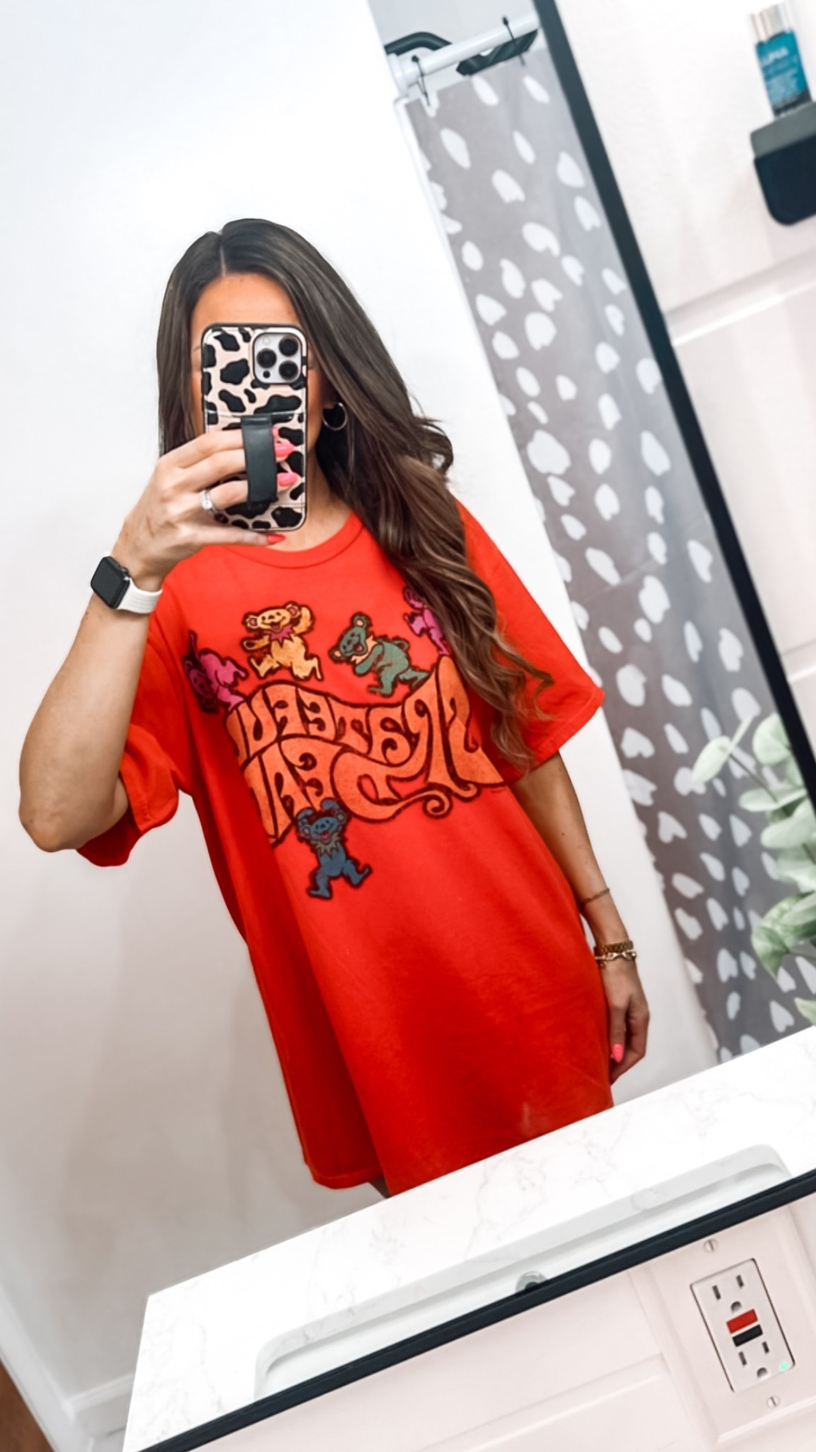 Overaized Graphic Tees are my jam! An overiszed graphic tee that can be worn as a T-Shirt Dress or Basic Tee. 

#LTKFindsUnder50 #LTKStyleTip
