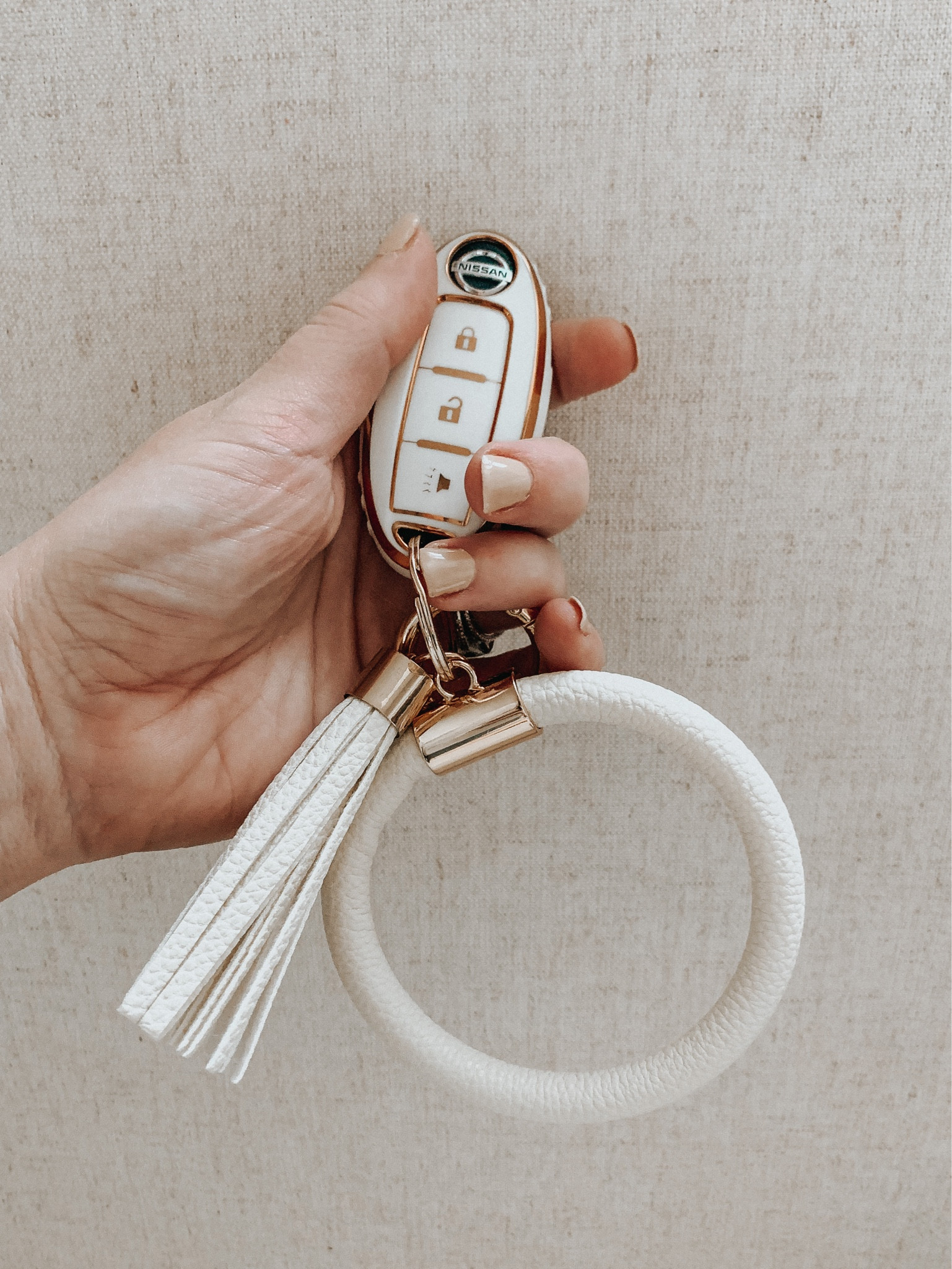 Car Key Case & Rabbit Decor Keychain Set Compatible With Nissan