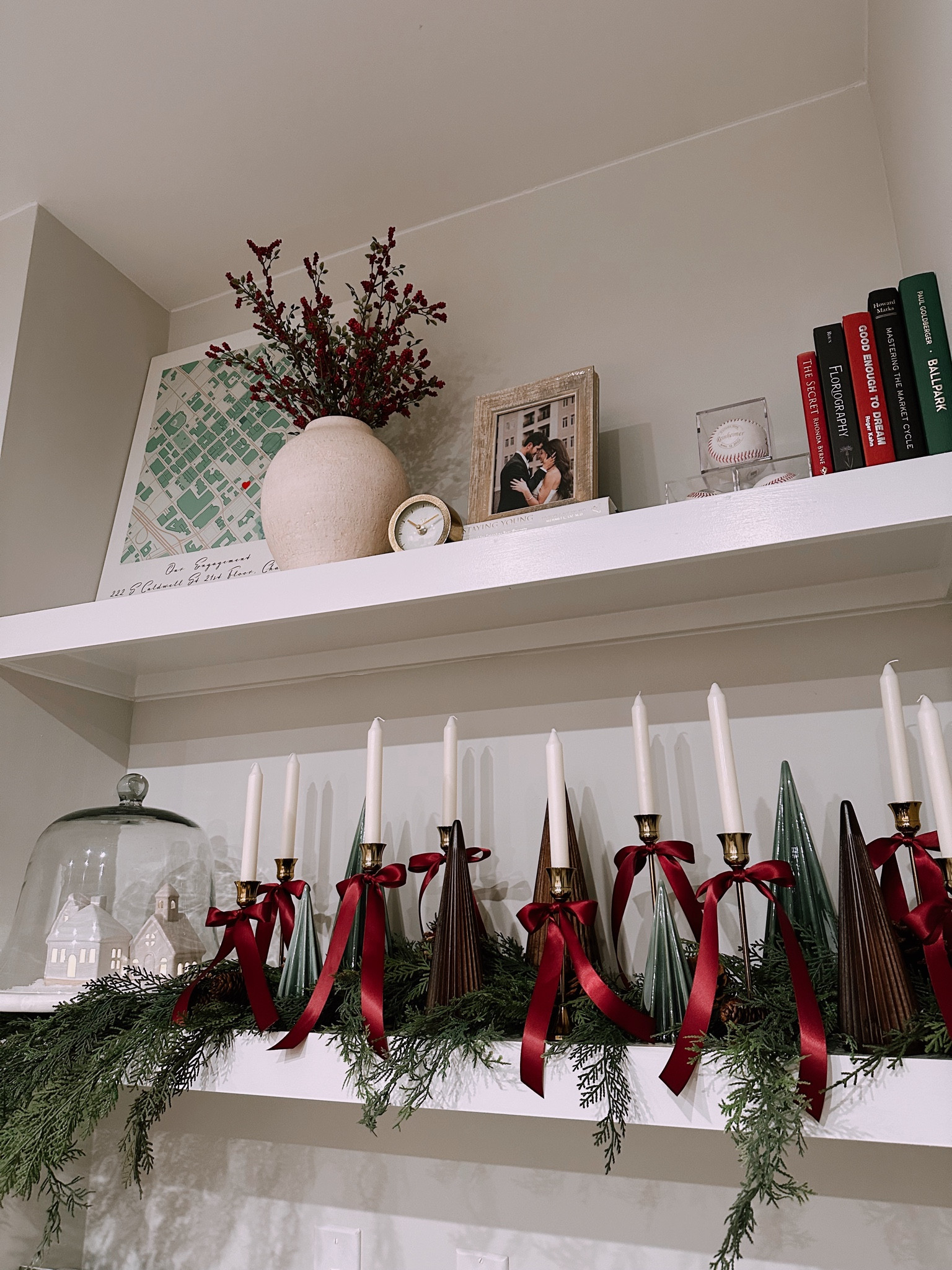Desk shelf styling for Christmas ♥️🌲


#LTKHoliday #LTKSeasonal #LTKGiftGuide