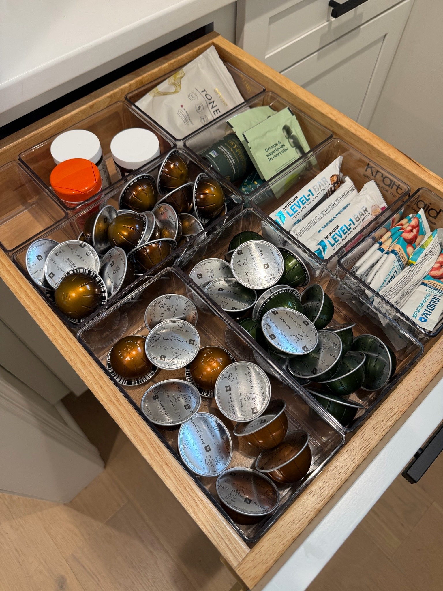 Drawer organizers just make everything better ☺️

#LTKdayinmylife #LTKmorningroutine #LTKHome