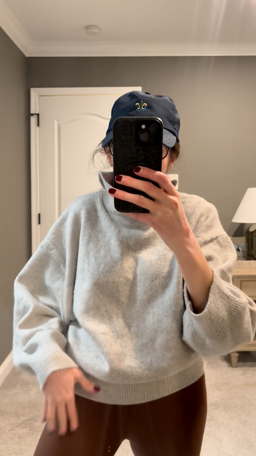 Best sweater I’ve bought in awhile! I looked and I’m wearing an XS as you can see it’s already an oversized fit so order according to what you’d prefer! Do not mind my hair and hat I was in the middle of cleaning and wanted to show you all before I forgot haha 

You won’t regret this one. So soft and warm.

Winter outfits, holiday outfits, travel outfit, errands outfit, mom outfit, teacher outfit, weekend outfit, sweaters, cozy sweater, January uniform, affordable outfit, leggings 

#LTKFindsUnder50 #LTKootd #LTKdayinmylife