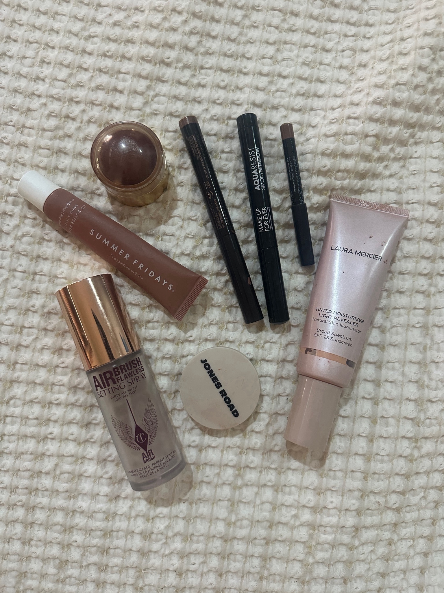 soft n sultry makeup i wore to the beach 🌊 tutorial on tiktok @kittieharloe

#LTKfindsunder50 #LTKtravel #LTKbeauty