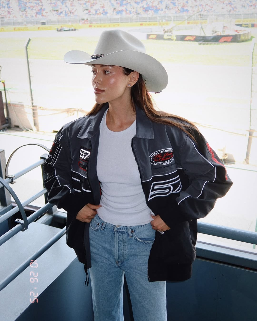 Let’s race 🏎️🏁🖤

#LTKSeasonal #LTKStyleTip #LTKTravel