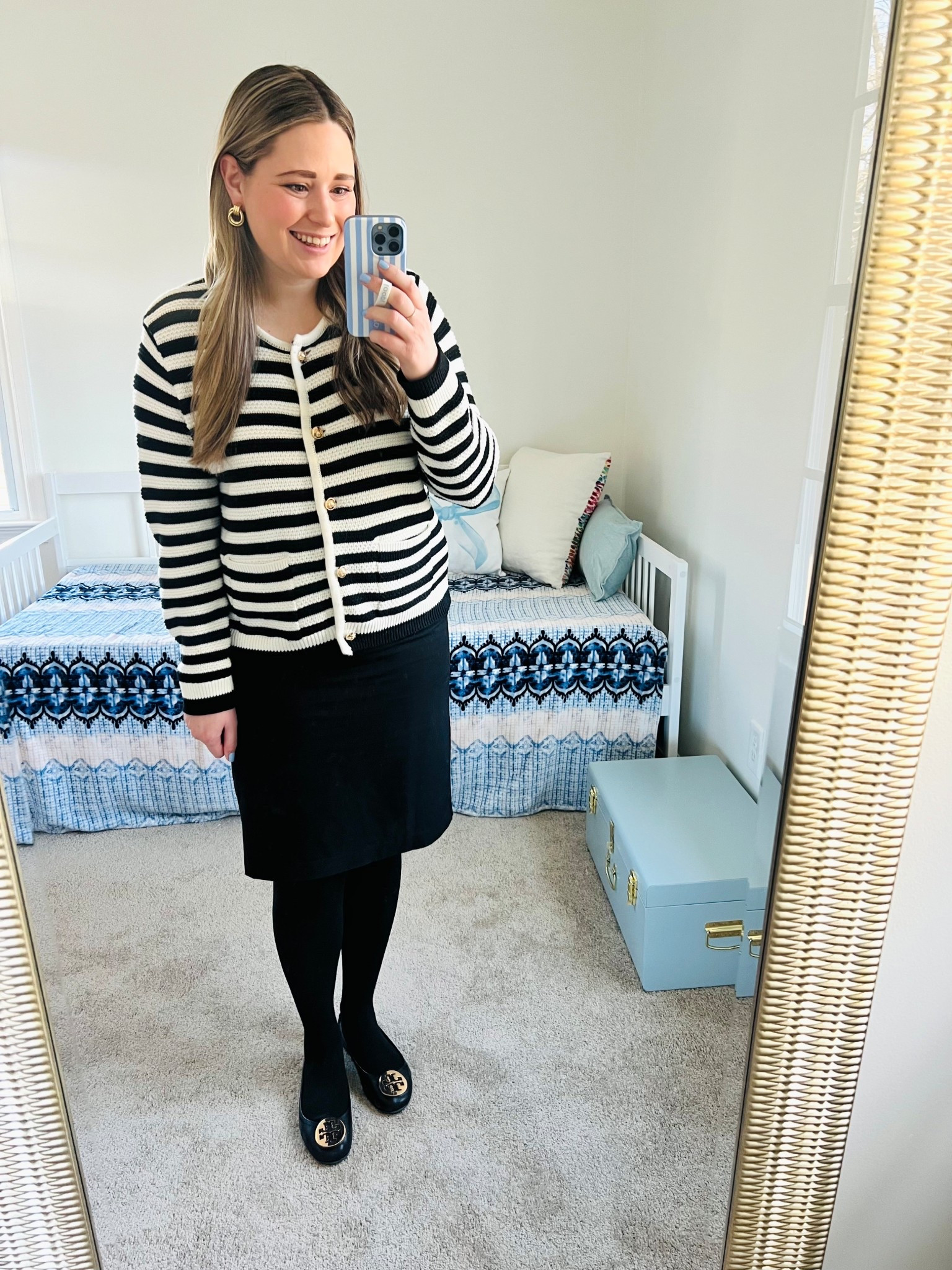 Winter work outfit || black and white cardigan 

#LTKWorkwear #LTKootd
