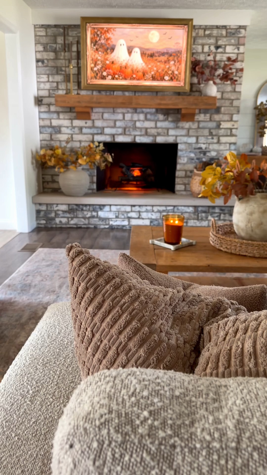 Enjoying the fall cozy decor 🍁🍂


Fall decor. Fall decor 2026. Modern organic fall. Fall floral. Fall living room. Fall living room decor. Fall entryway. ￼

#LTKSeasonal