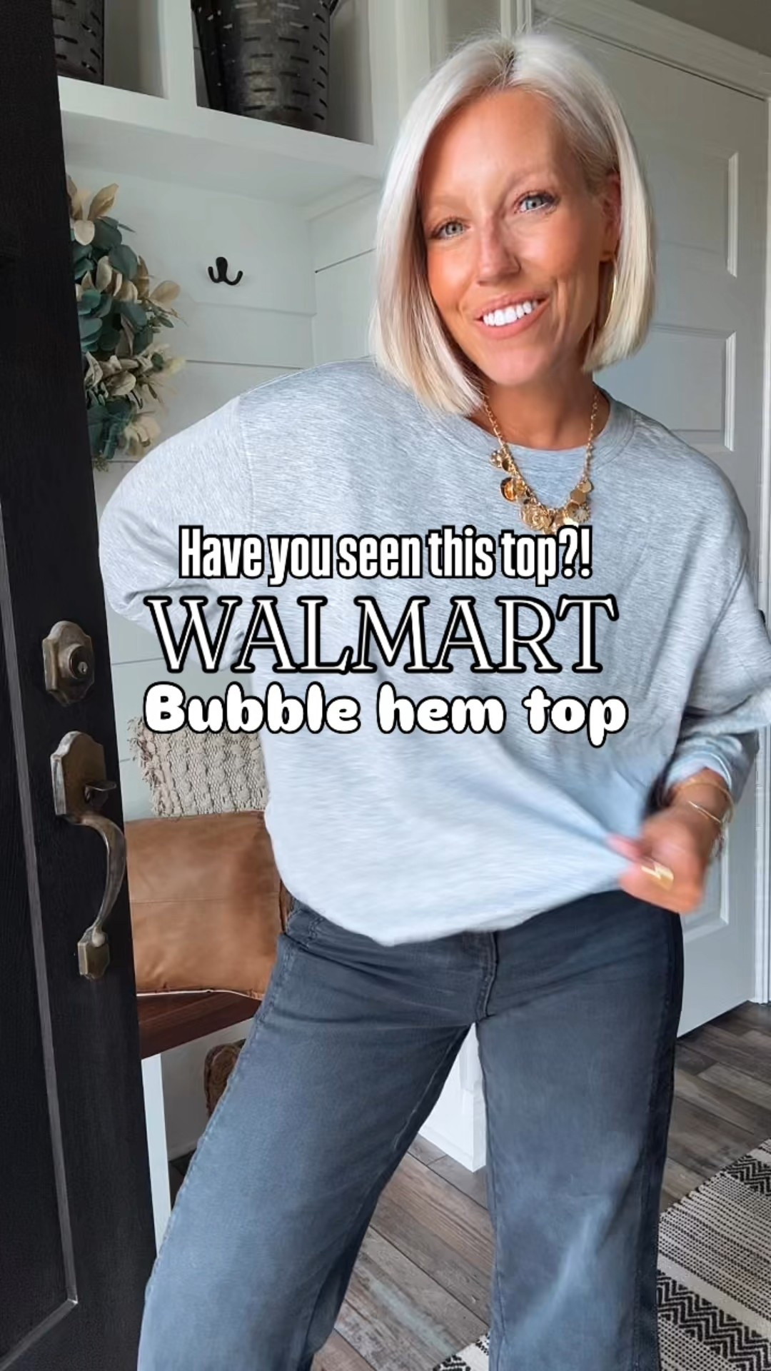 My latest obsession…anything bubble hem!!! I’m in love with this athleisure top that’s is versatile enough to wear as an outfit!!! The material feels so lux too!!
⬇️⬇️⬇️
Top small (runs roomy)
Jeans sized down to a 2 (lots of stretch)

#LTKFindsUnder50 #LTKStyleTip #LTKFindsUnder100