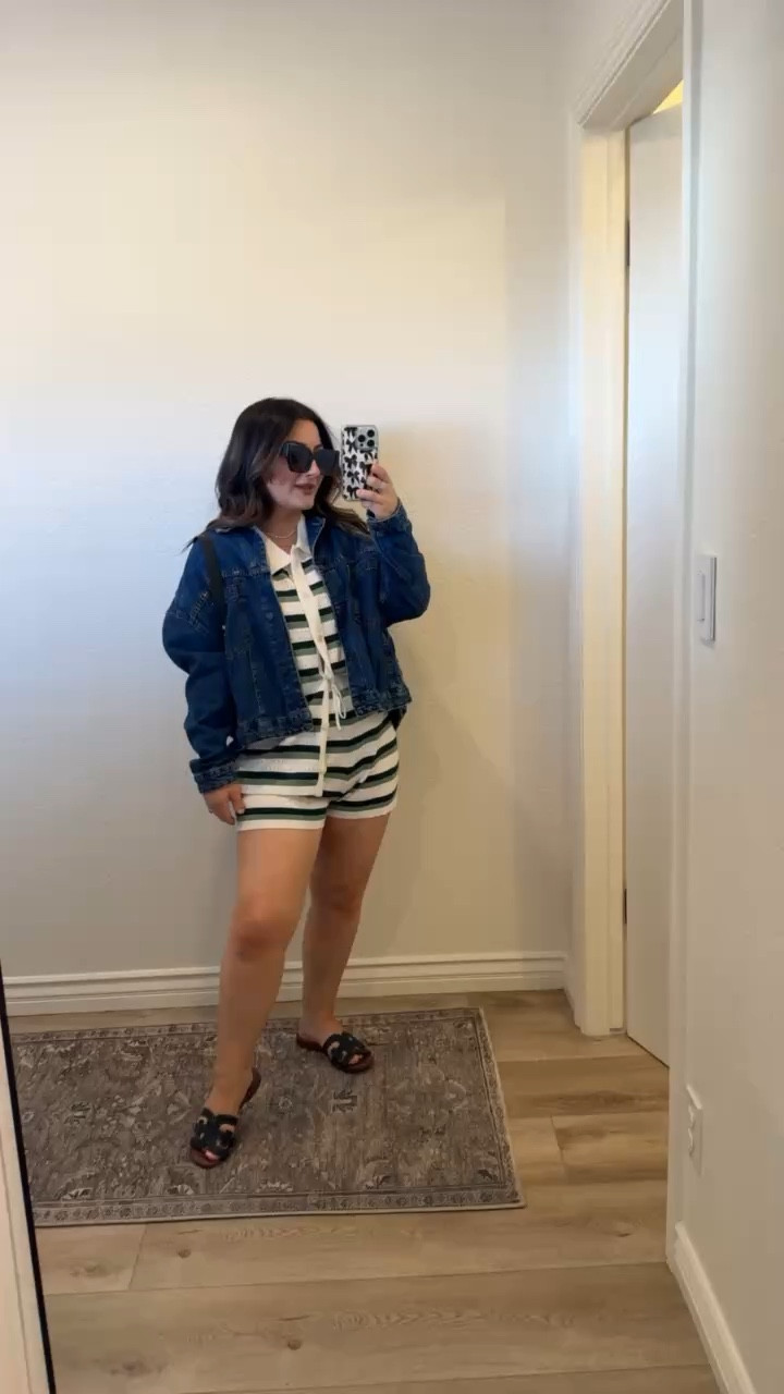 Jacket size xs 
Knit button down and shorts set size small

5'0" 140lbs 

Amazon finds 

#LTKFindsUnder50 #LTKPetite #LTKStyleTip