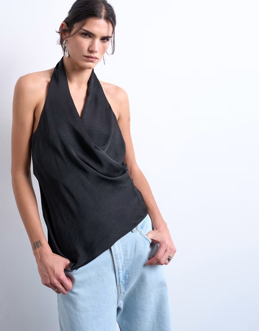 Topshop – Neckholder-Oberteil aus Satin in Schwarz | ASOS (Global)