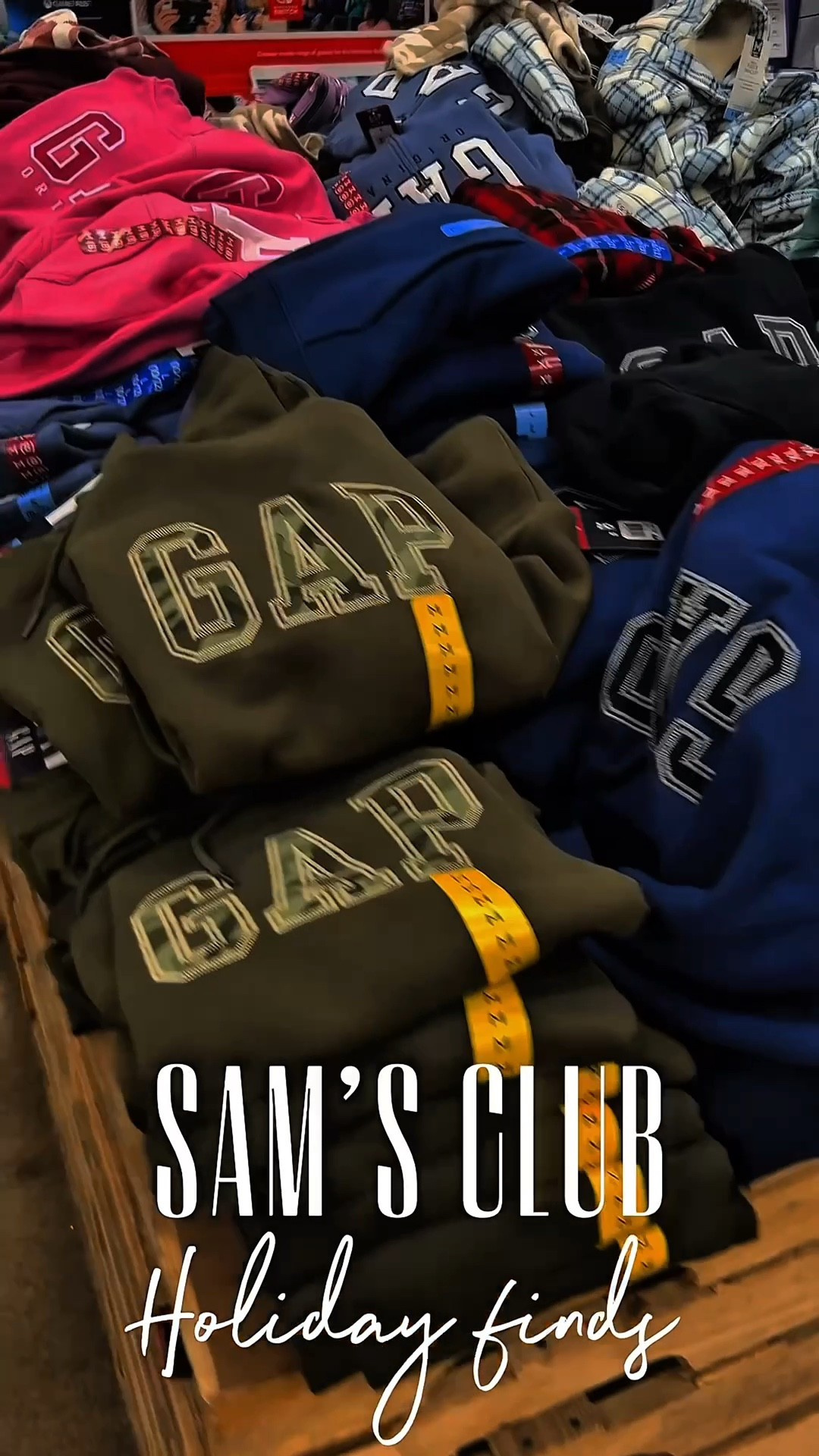 Holiday finds at Sam’s Club 🎄✨
From cozy GAP sweatshirts, and fun family PJs, to the softest throw blankets — Sam’s has rolled out some amazing deals this season. I linked a few of my favorites below so you can grab them before they’re gone!

It’s  a good thing I had cupcakes to deliver, or I might’ve spent all my coins in there 😂💰#LTKFinds #LTKDeals #SamsClubFinds #HolidaySeason #BudgetFriendly #CozySeason #LTKStyle

#LTKHoliday #LTKFamily #LTKHome #LTKSaleAlert #LTKHoliday #LTKFamily