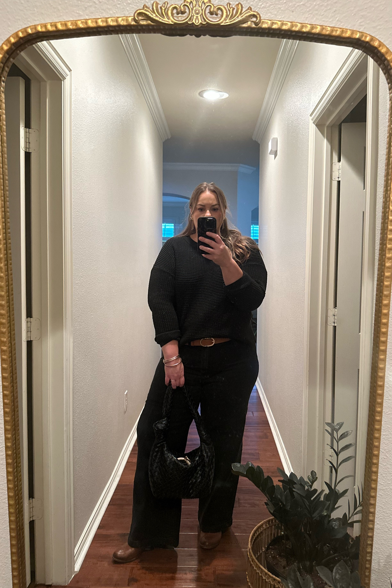 All black outfit. 

#LTKFindsUnder50 #LTKOver40 #LTKPlusSize