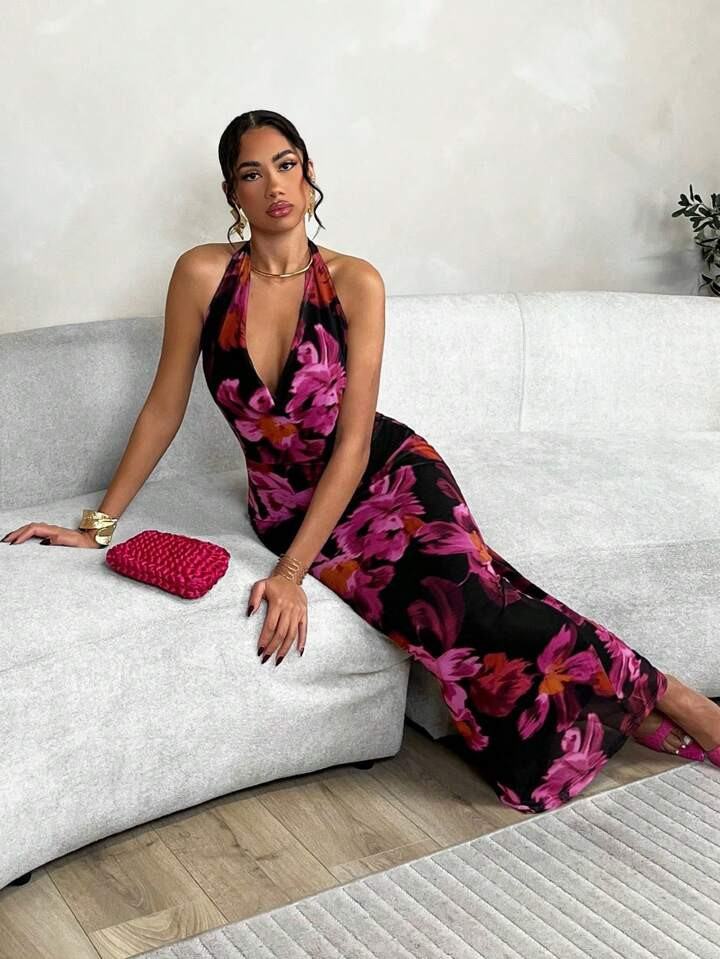 SizeCA 
        Size Guide
       US 2 (XS)US 4 (S)US 6 (M)US 8/10 (L)
      Find Your Perfect Fi... | SHEIN