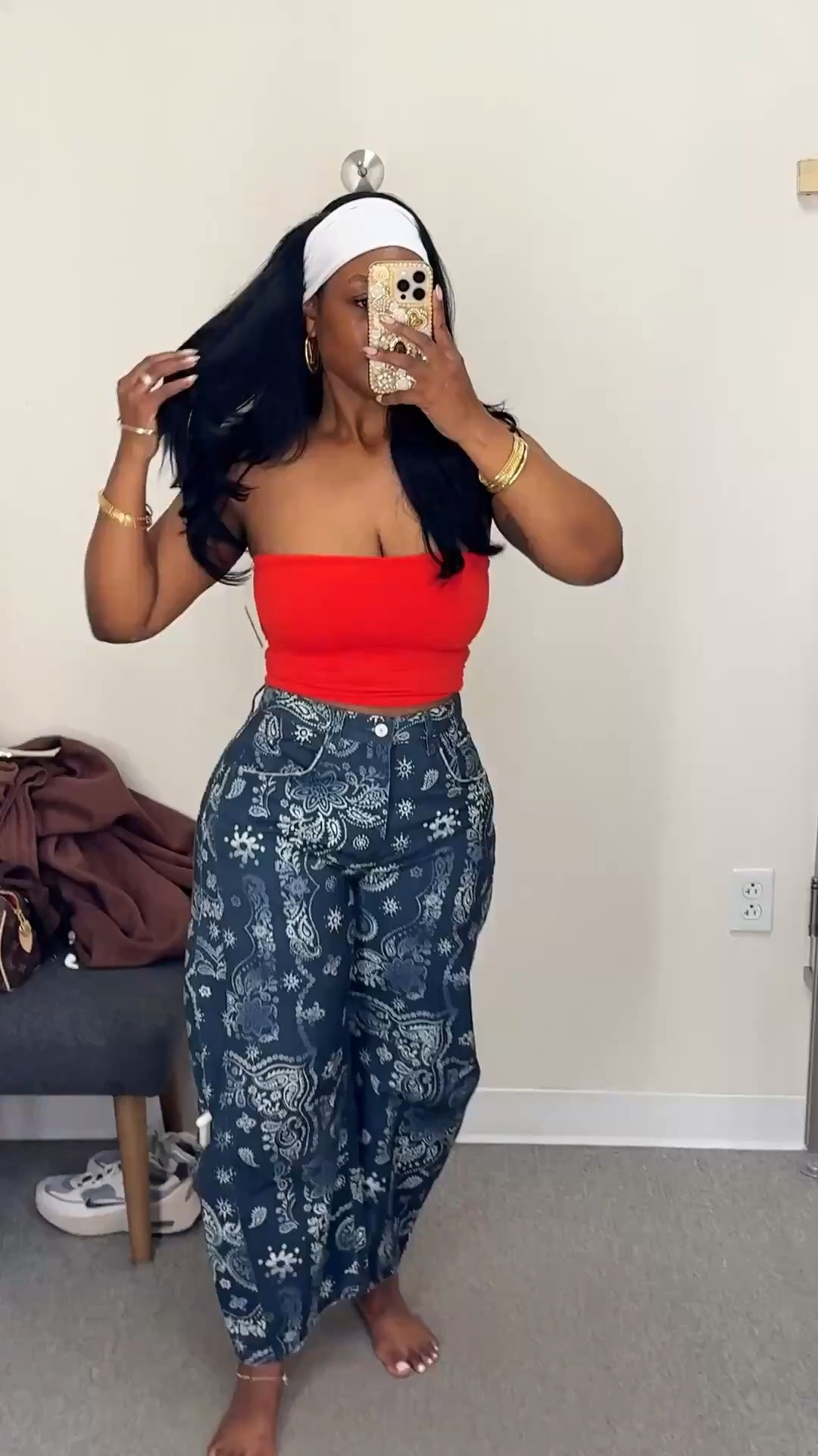 Y’all already know I can’t resist my FP jeans 😭❤️ this bandana print had to come home with me. Such a fun statement piece for spring/summer and honestly does all the work for the outfit.

paired it with a simple tube top, but this would be so cute with a halter, baby tee, or little crop moment too ✨ Wearing a size 28 in the jeans and XS/S in the tube top.

#LTKootd #LTKPetite #LTKgrwm #freepeoplestyle #summeroutfits #statementjeans #casualstyle #springfashion #vacationstyle #denimlooks

#LTKootd #LTKgrwm #LTKSeasonal