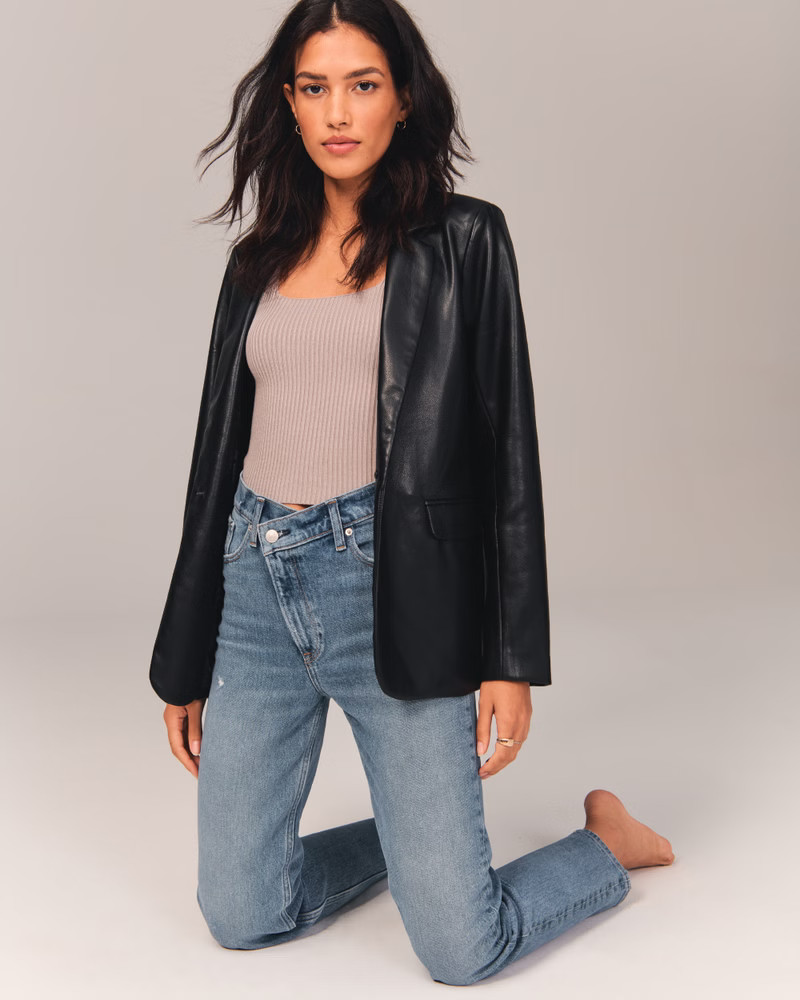 Ultra High Rise 90s Straight Jean | Abercrombie & Fitch (UK)