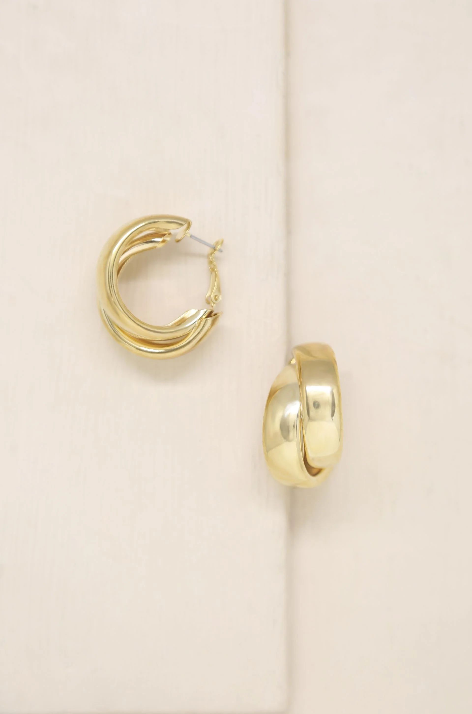 Necessary Accessory 18k Gold Plated Hoop Earrings | Ettika
